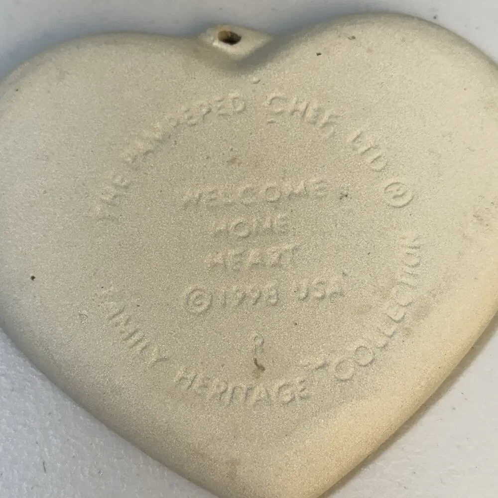 Pampered Chef Stoneware WELCOME HOME Heart Clay Pie Cookie Mold Press Design VTG